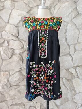 Vintage Mexican Embroidered Top, Blouse, Dress XS